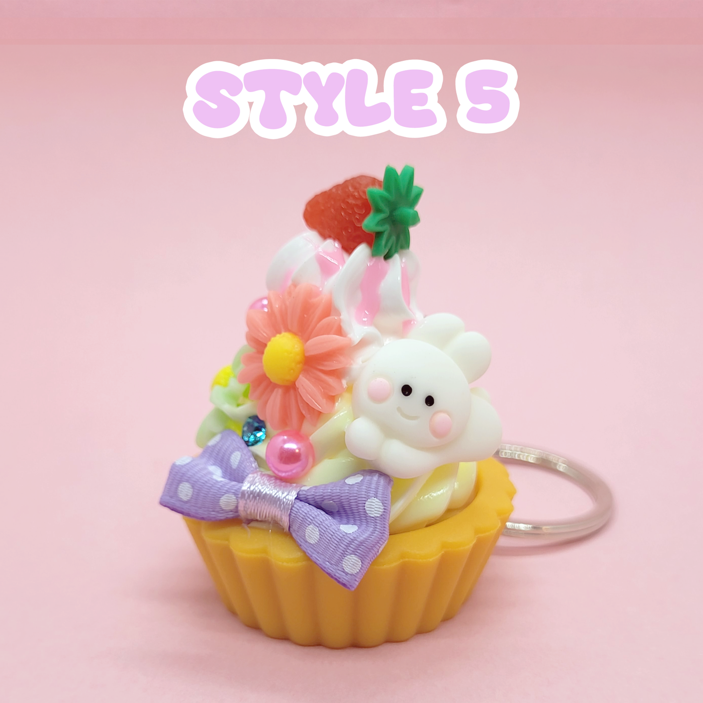 Cute Sweet Dessert Cupcake Keychain